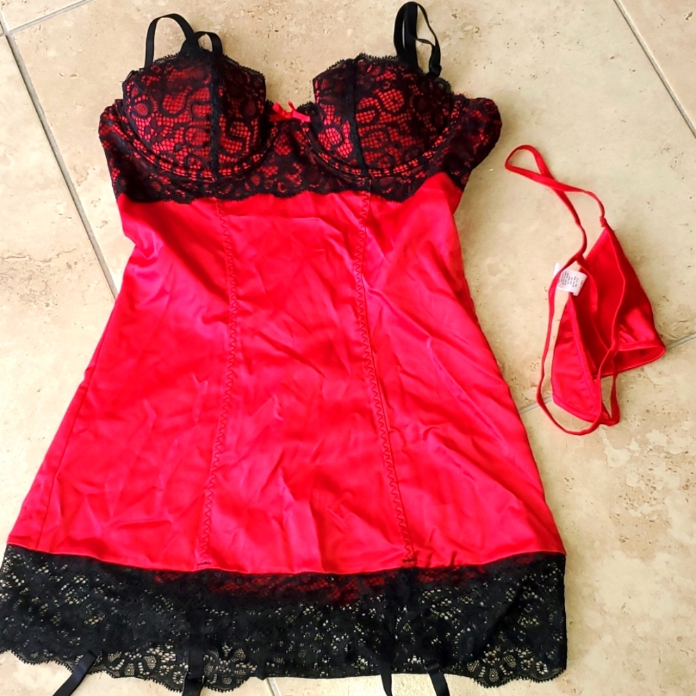 NWOT red and black Teddy Small